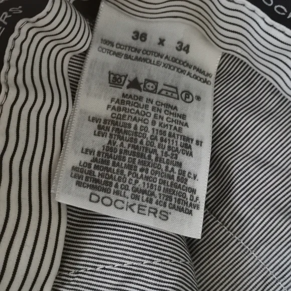 Dockers Men's Khakis Greenish Gray D3 Classic Fit Pants 36X34 - Picture 2 of 4